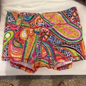Trina Turk workout shorts sized medium. Very comfortable and easy to move in.